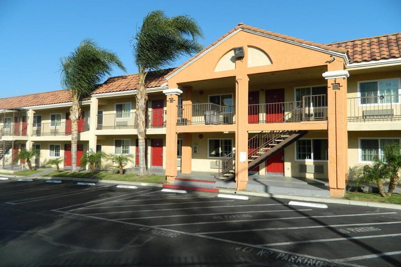 Welcome Inn Corona Exterior foto
