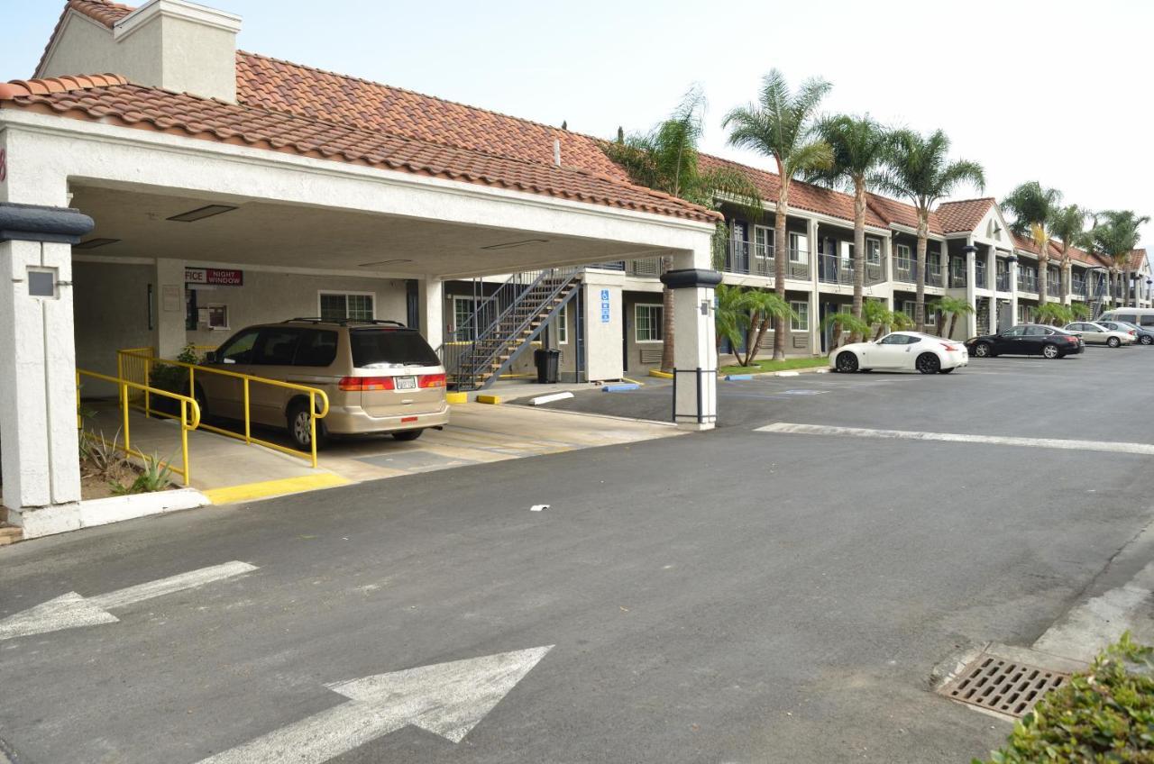 Welcome Inn Corona Exterior foto