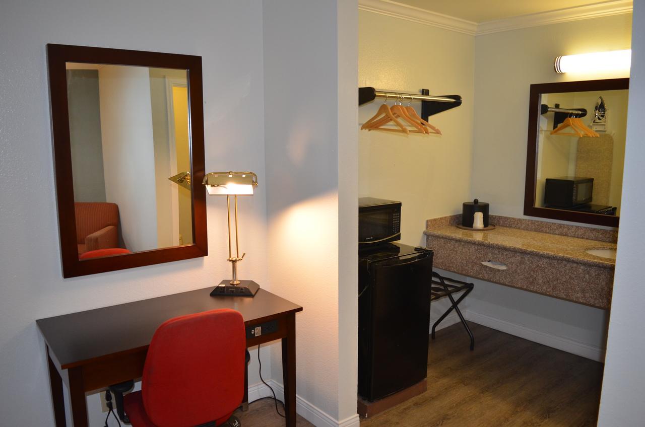 Welcome Inn Corona Exterior foto