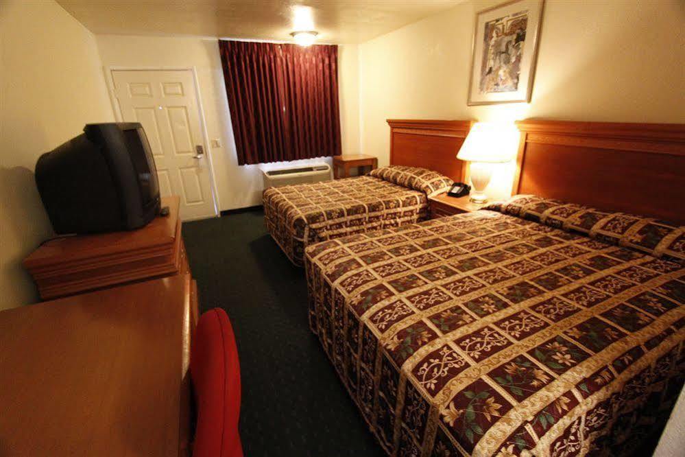Welcome Inn Corona Exterior foto
